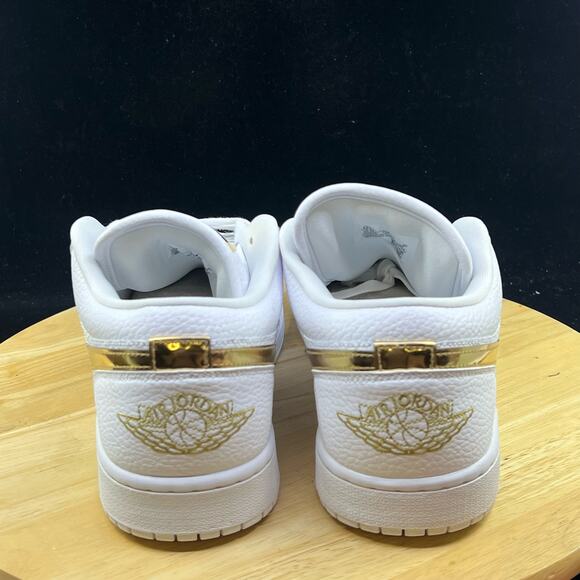 Nike Air Jordan 1 Low Se White-Metallic Gold-White Womens Sz 11.5 [CZ4776-100] - Picture 6 of 10